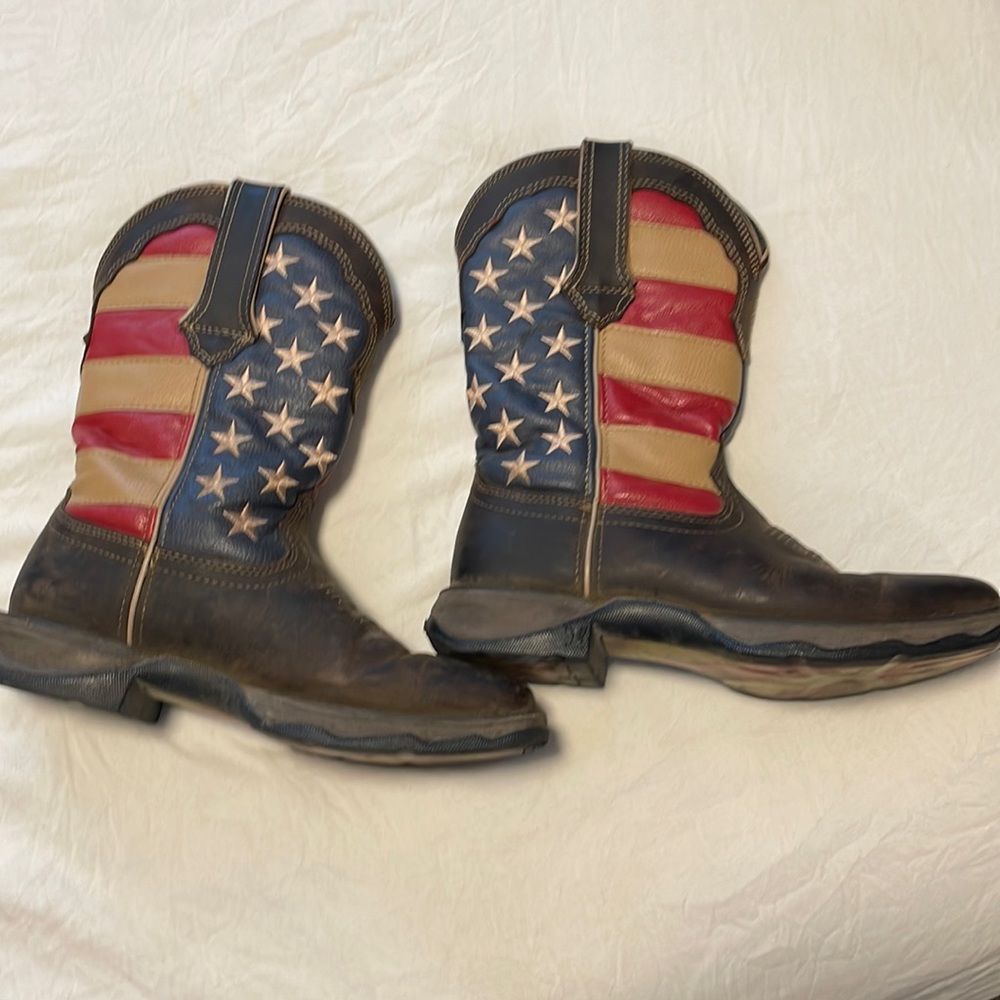 Durango women’s size 6 western boots. American flag.